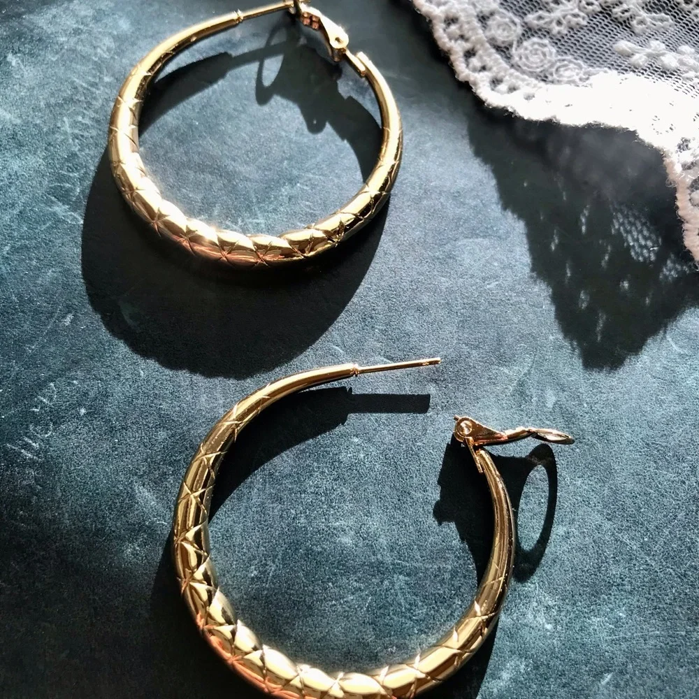 Textured Hoops - Picture 3 of 8